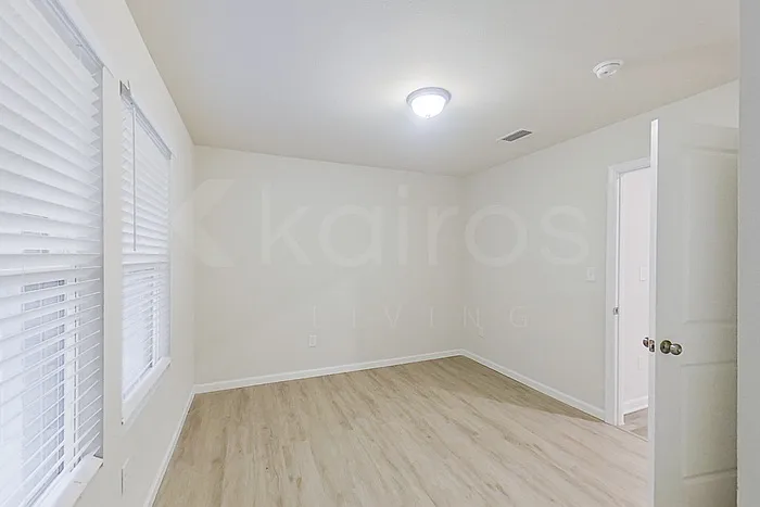 21617 Yosemite Blvd — Photo 10
