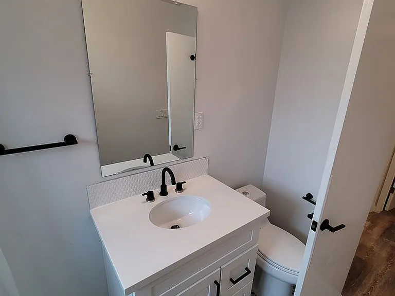 6051-6053 Hillandale Dr — Photo 22