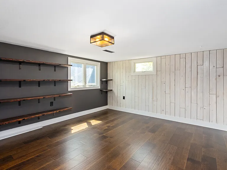 3440 Powderhorn Cir — Photo 32