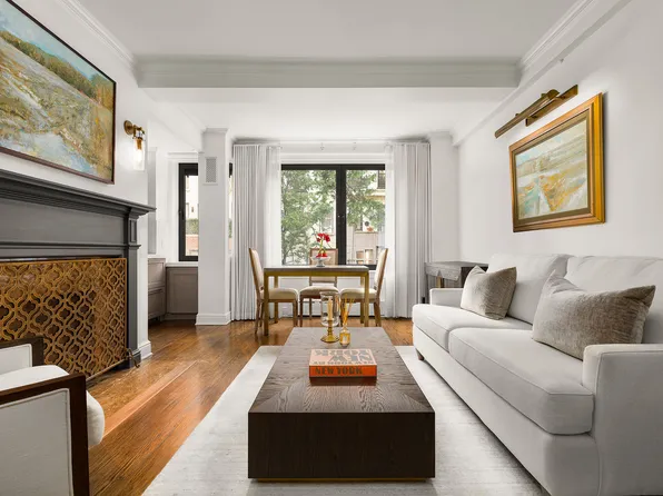 10 Mitchell Place image 1 of 16