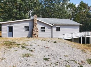 530 Bridwell Ln, Cobden, IL 62920