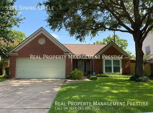 5301 Spring Circle Dr, Pearland, TX 77584