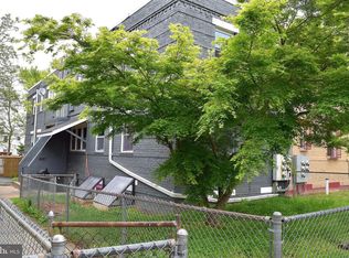 4612 Hillside Rd SE, Washington, DC 20019