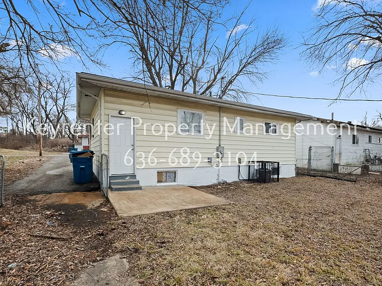 10521 Duke Dr — Photo 33