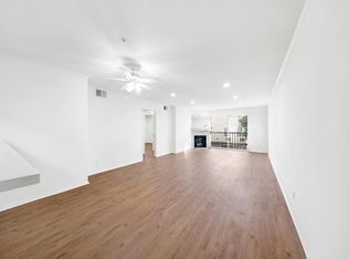 11044 Acama St UNIT 102, North Hollywood, CA 91602
