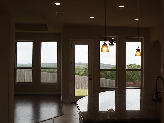 Family Room & Nook