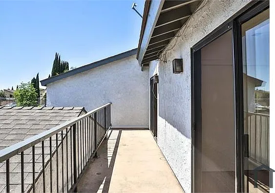 810 Elmwood Dr — Photo 14