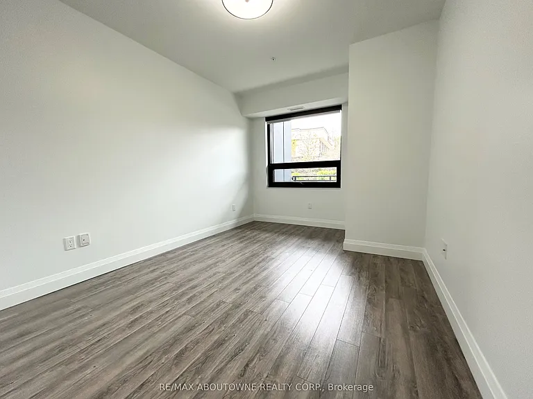 460 B Belmont Ave W #101 — Photo 9