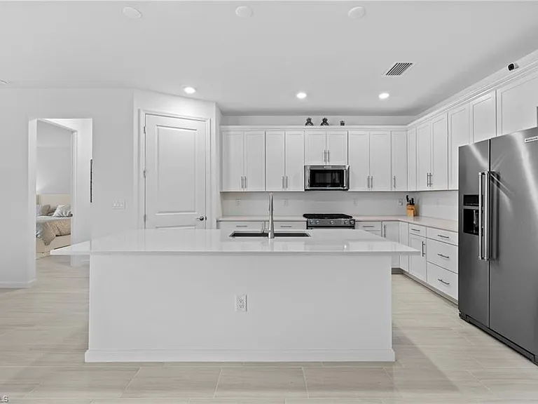 1854 Amador Ct — Photo 16