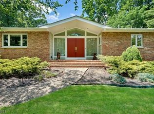 784 Partridge Dr, Bridgewater, NJ 08807