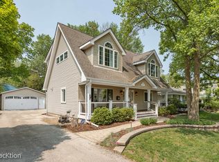 5324 Lyman Ave, Downers Grove, IL 60515