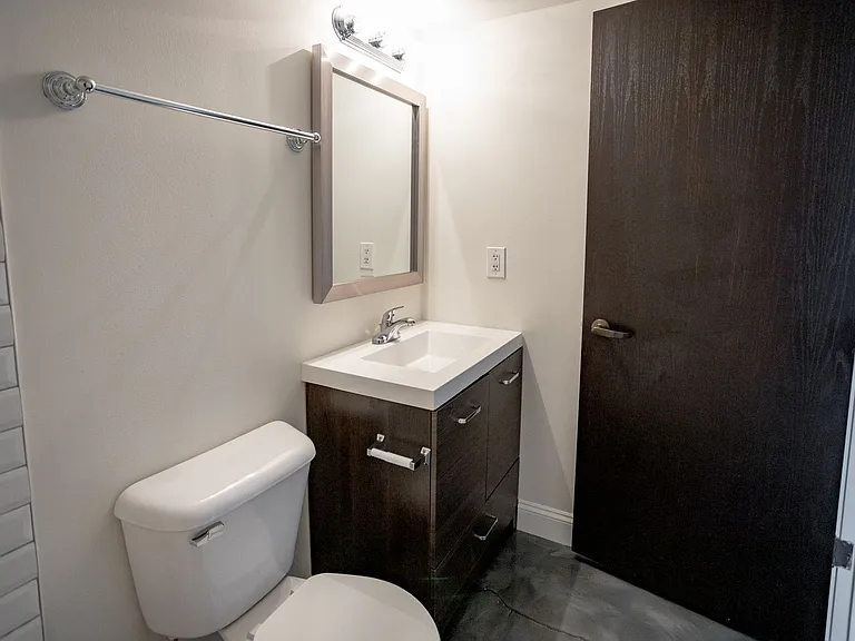 Garfield Lofts — Photo 23