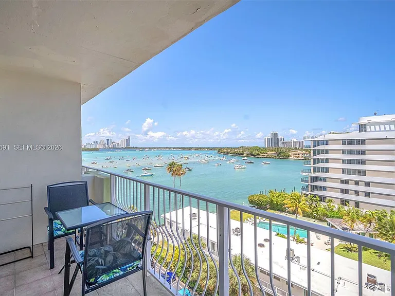 10350 W Bay Harbor Dr #8F — Photo 3