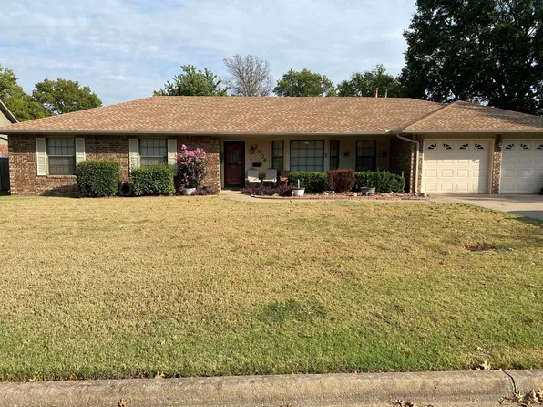 2804 Houston St, Muskogee, OK 74403