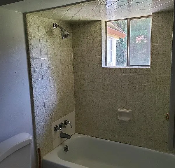 204 Hillcrest Ter — Photo 19