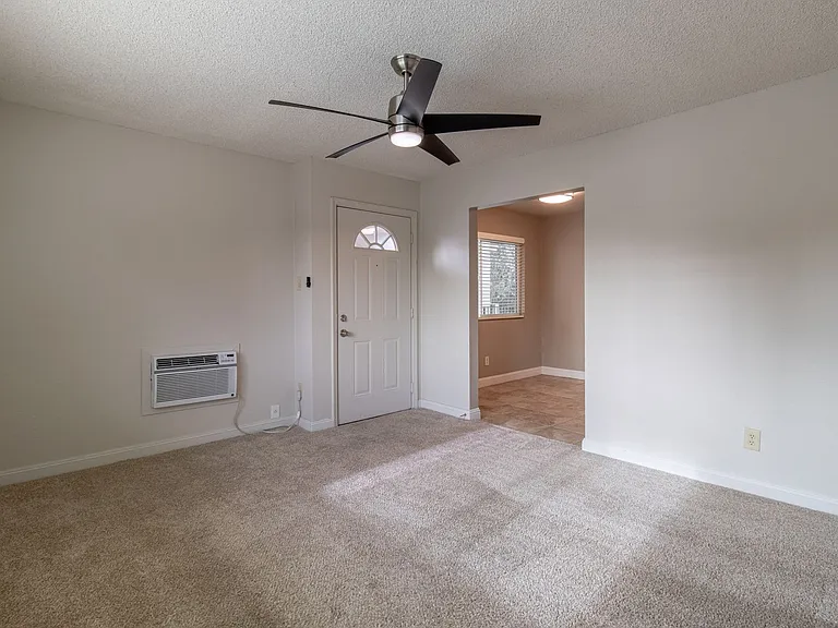 Courtyard Apartments — Photo 11