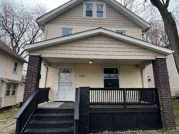2nd image of 776 Bellevue Ave