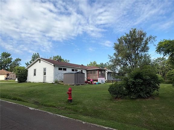 4th image of 1701 Bryan St