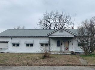 312 Fairfax Ave, Colonial Heights, VA 23834