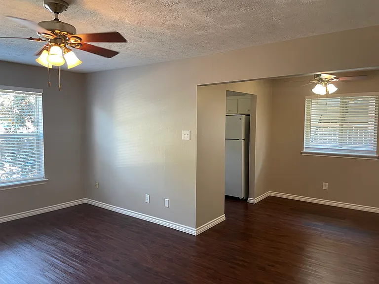 6242 Oram St #B — Photo 5