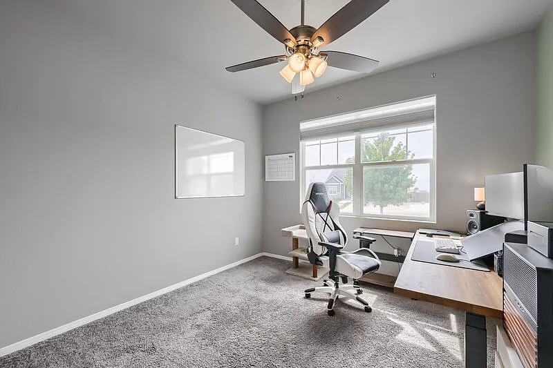 5 bed, 3.0 bath, 3506 sqft, $3,100 — Photo 4