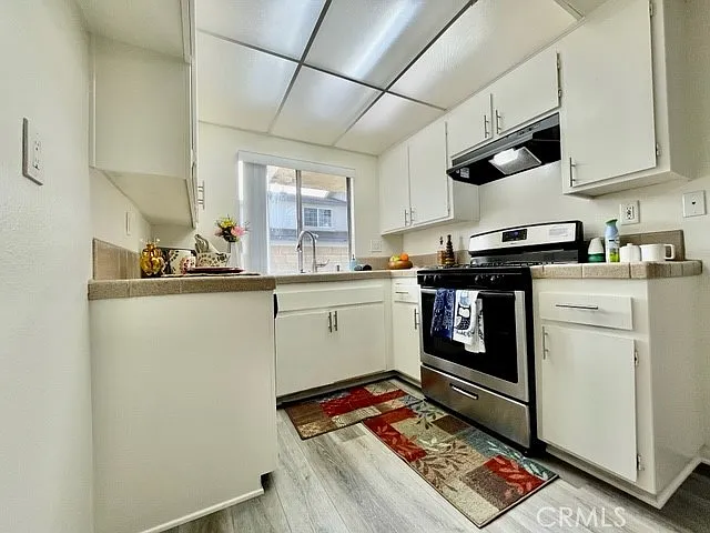 17181 Elm Ln #4 — Photo 22