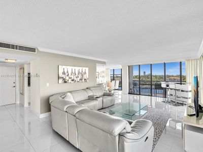 2017 S Ocean Dr APT 409, Hallandale, FL, 33009