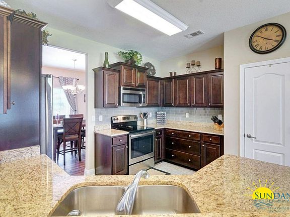 4th image of 1130 Rhonda Dr