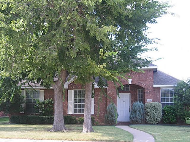 1st image of 2729 Buck Hill Dr