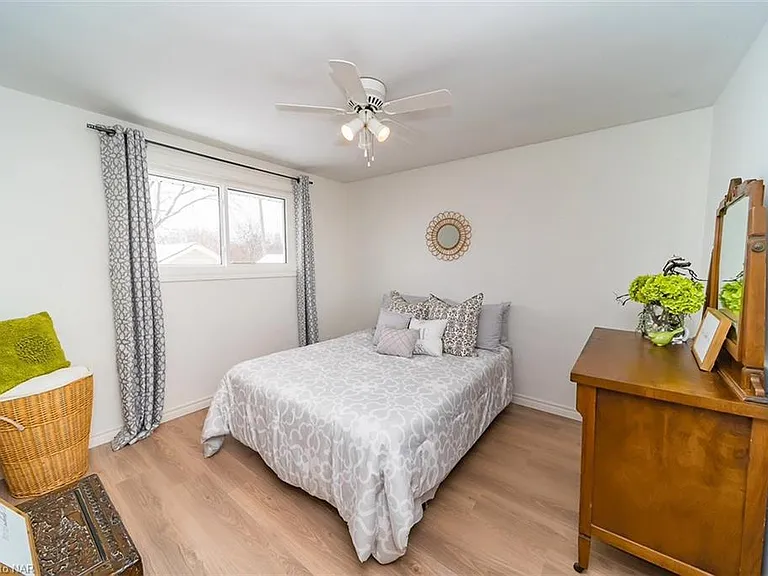 236 Saint Augustine Dr — Photo 16