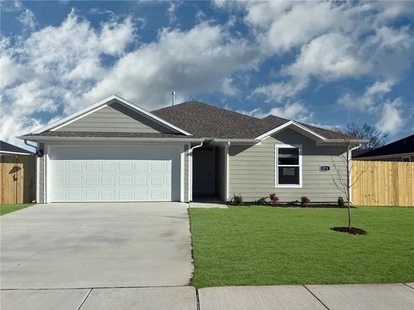 571 Shepherd St, Prairie Grove, AR 72753