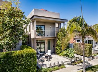 129 Dolphin Ave, Seal Beach, CA 90740