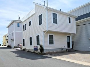 13 E Beach Way, Lavallette, NJ 08735