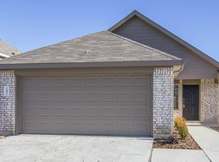 1601 Swallow Dr, Ennis, TX 75119