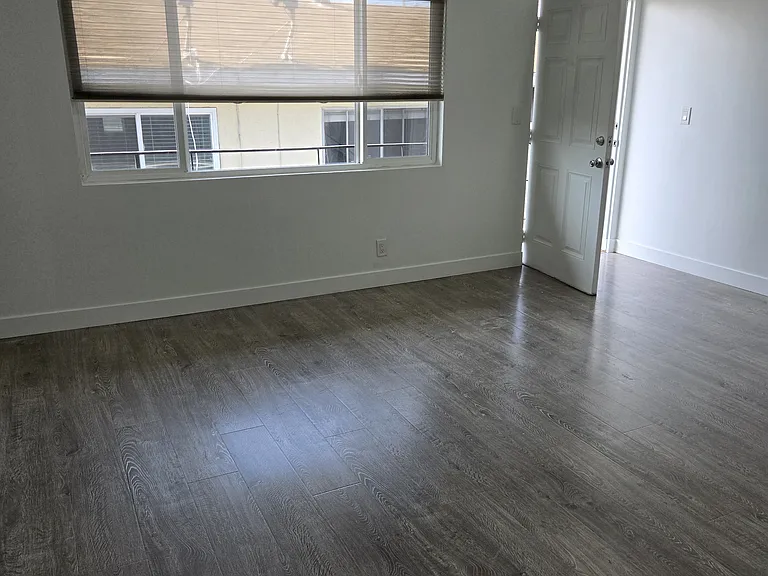 519 Raymond Ave #6 — Photo 17