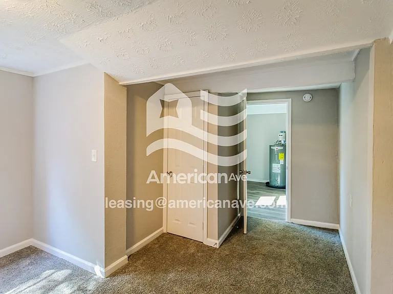 1871776_013_wm_-_bedroom_13585801.jpg