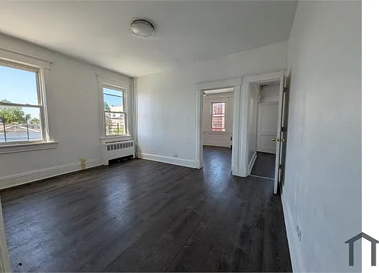3 bed, $3,200 — Photo 3