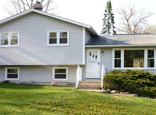 17862 W Big Oaks Rd, Grayslake, IL 60030