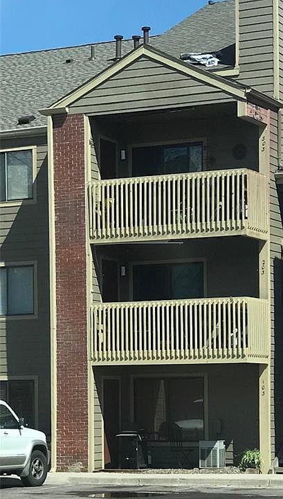 2nd image of 6385 Oak St APT 203