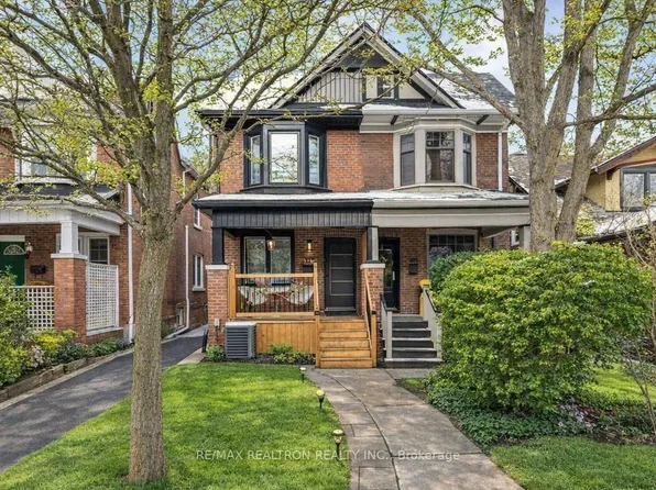 111 Glenmore Rd, Toronto, ON M4L 3M2