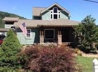 456 Walker Rd, Waynesville, NC 28786