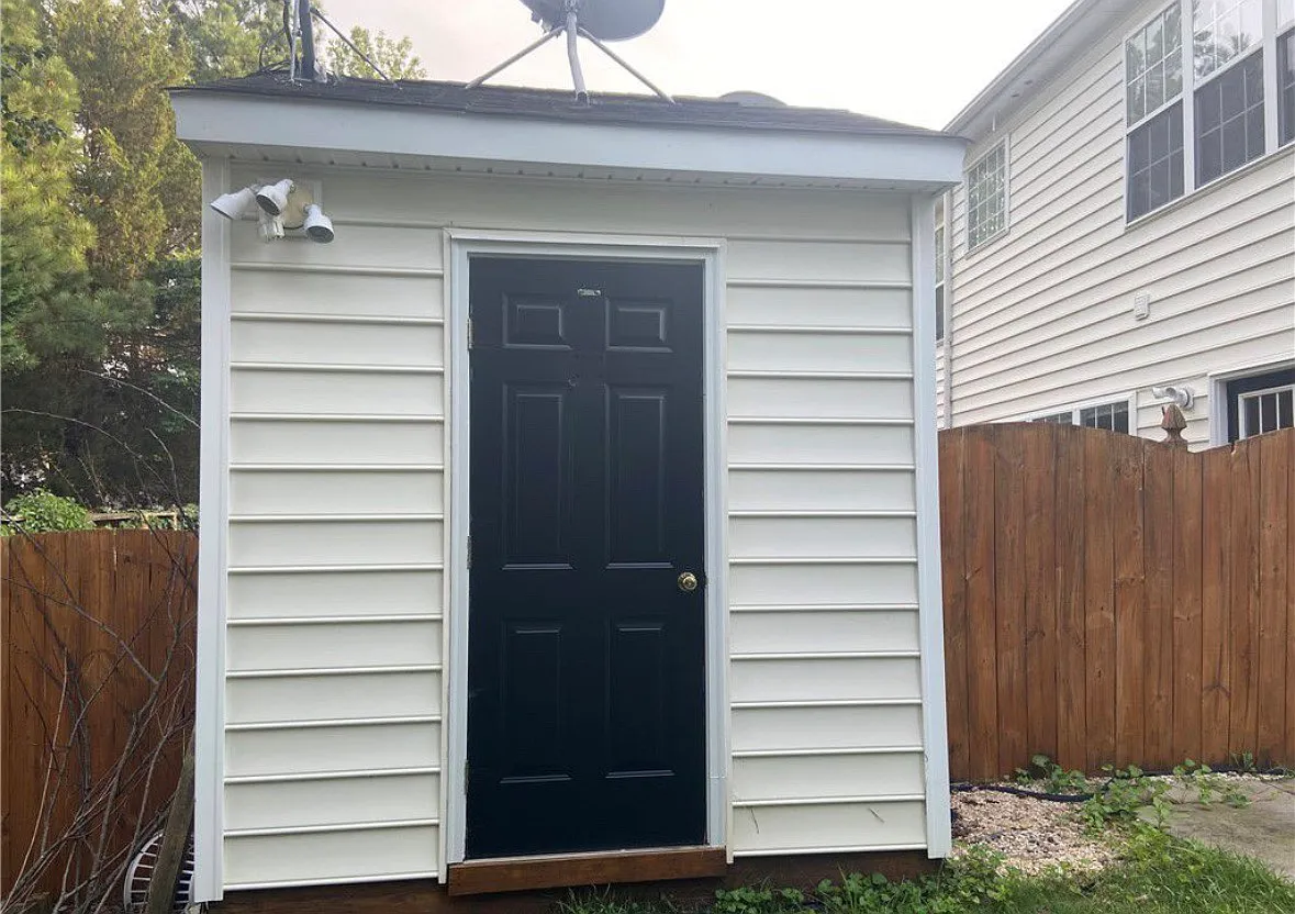 3 bed, 2.5 bath, 1860 sqft, $2,550 — Photo 4
