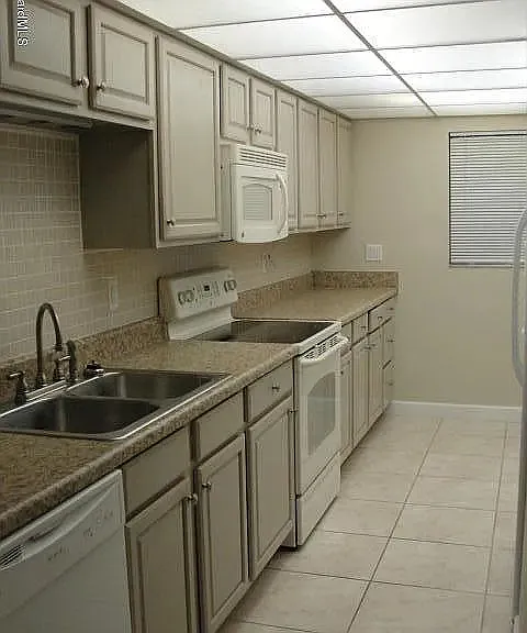 500 Palm Springs Blvd #110 — Photo 10