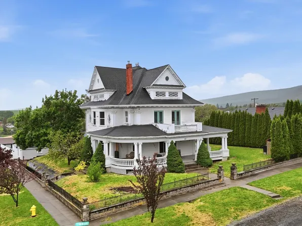 141 S Howard St, Tekoa, WA 99033