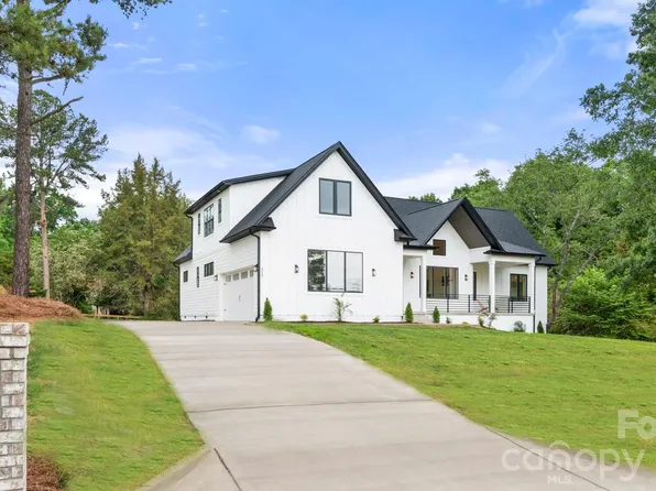 1213 Rosa Dr, Monroe, NC 28112