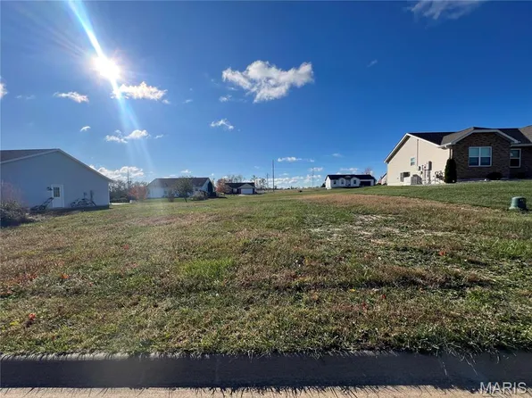 506 Cliff View Pl, Valmeyer, IL 62295