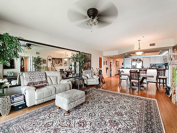 2nd image of 2640 Lake Shore Dr Unit 1515