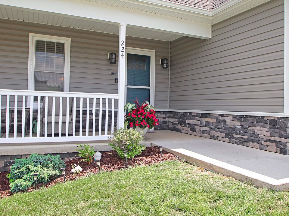 1st image of 224 Spring Run Ln