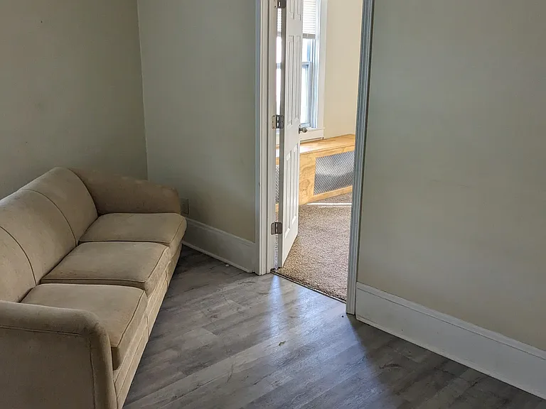 1420 Main St #3 — Photo 7