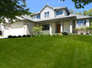 904 Tahoe Dr, Onalaska, WI 54650